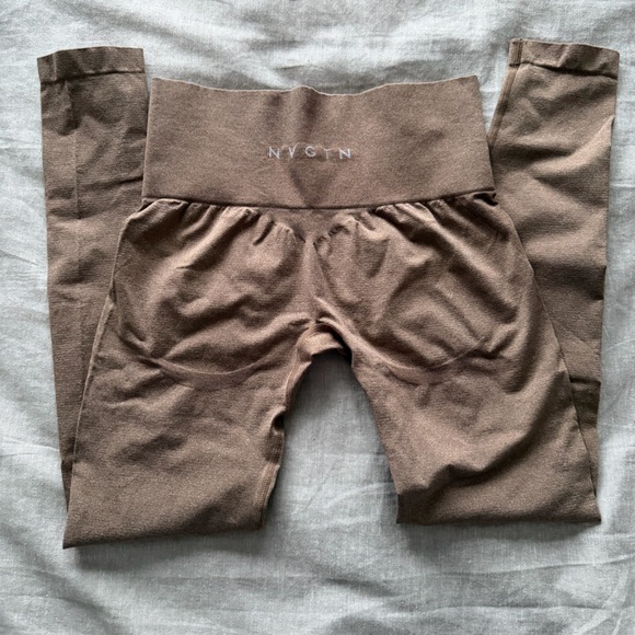 NVGTN High-Waisted Leggings - Picture 6 of 9